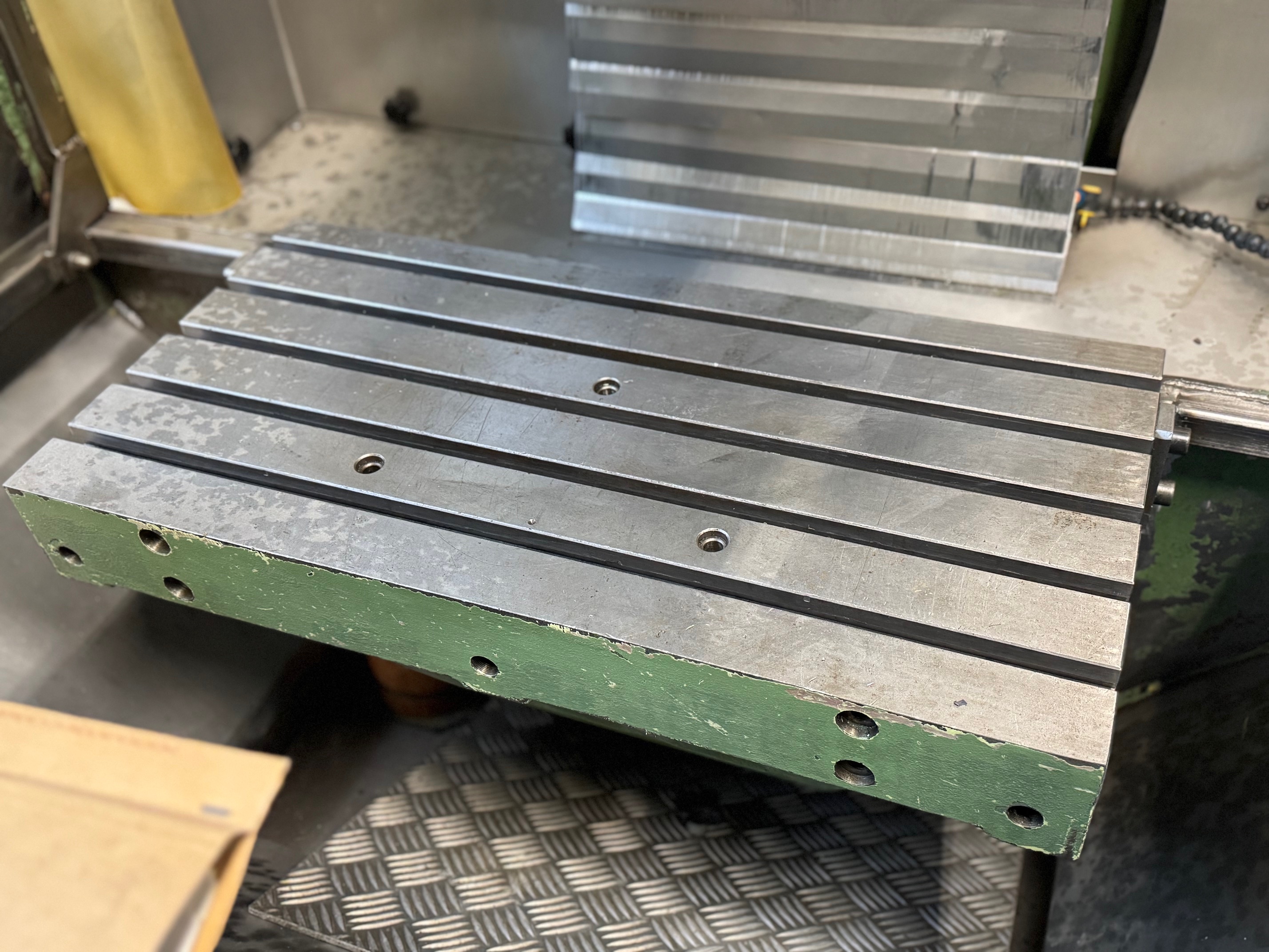 CNC Werkzeugfräsmaschine MIKRON WF 21 C