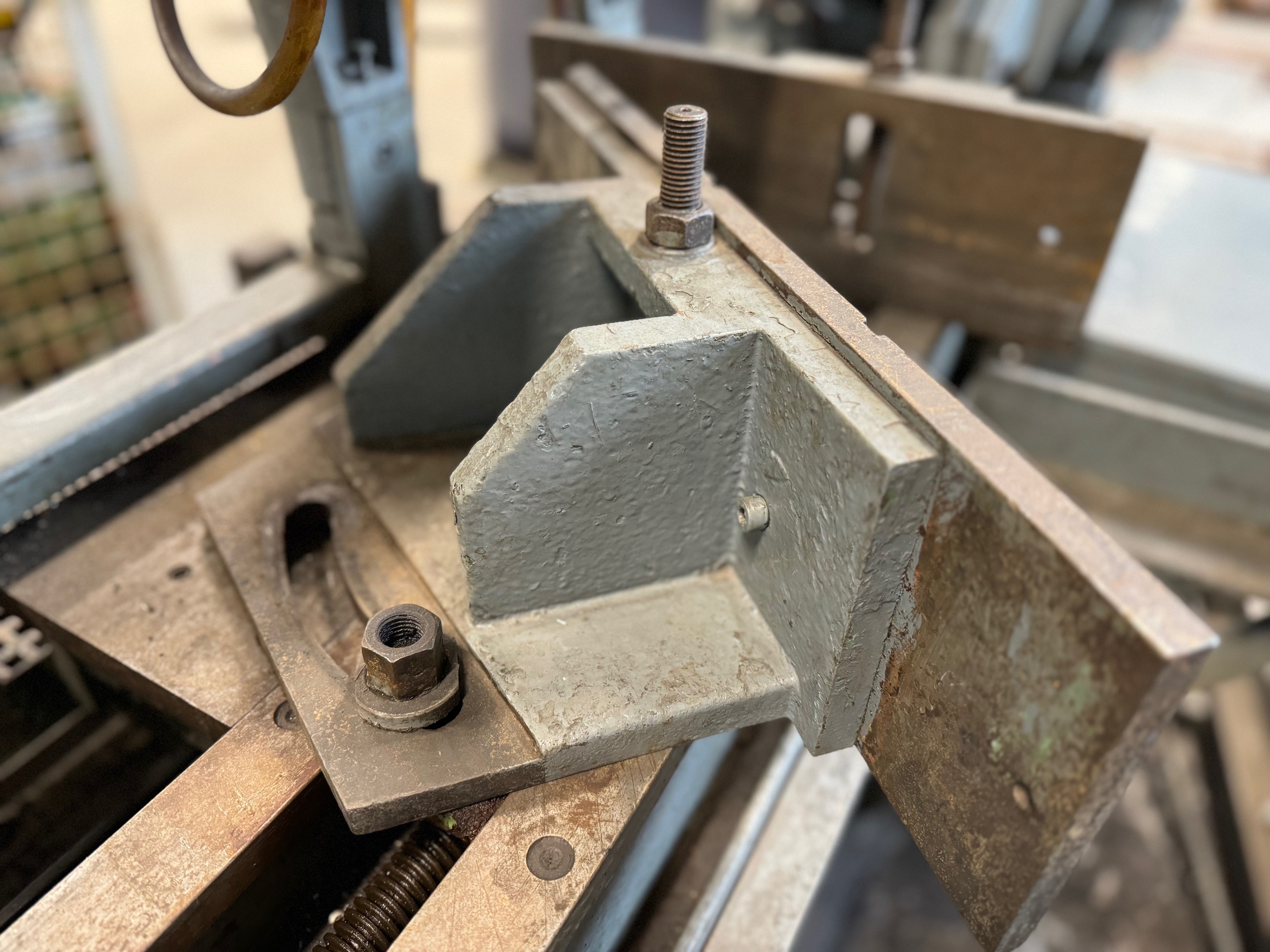 Bandsäge Halbautomatisch Kasto SBA 260/400U