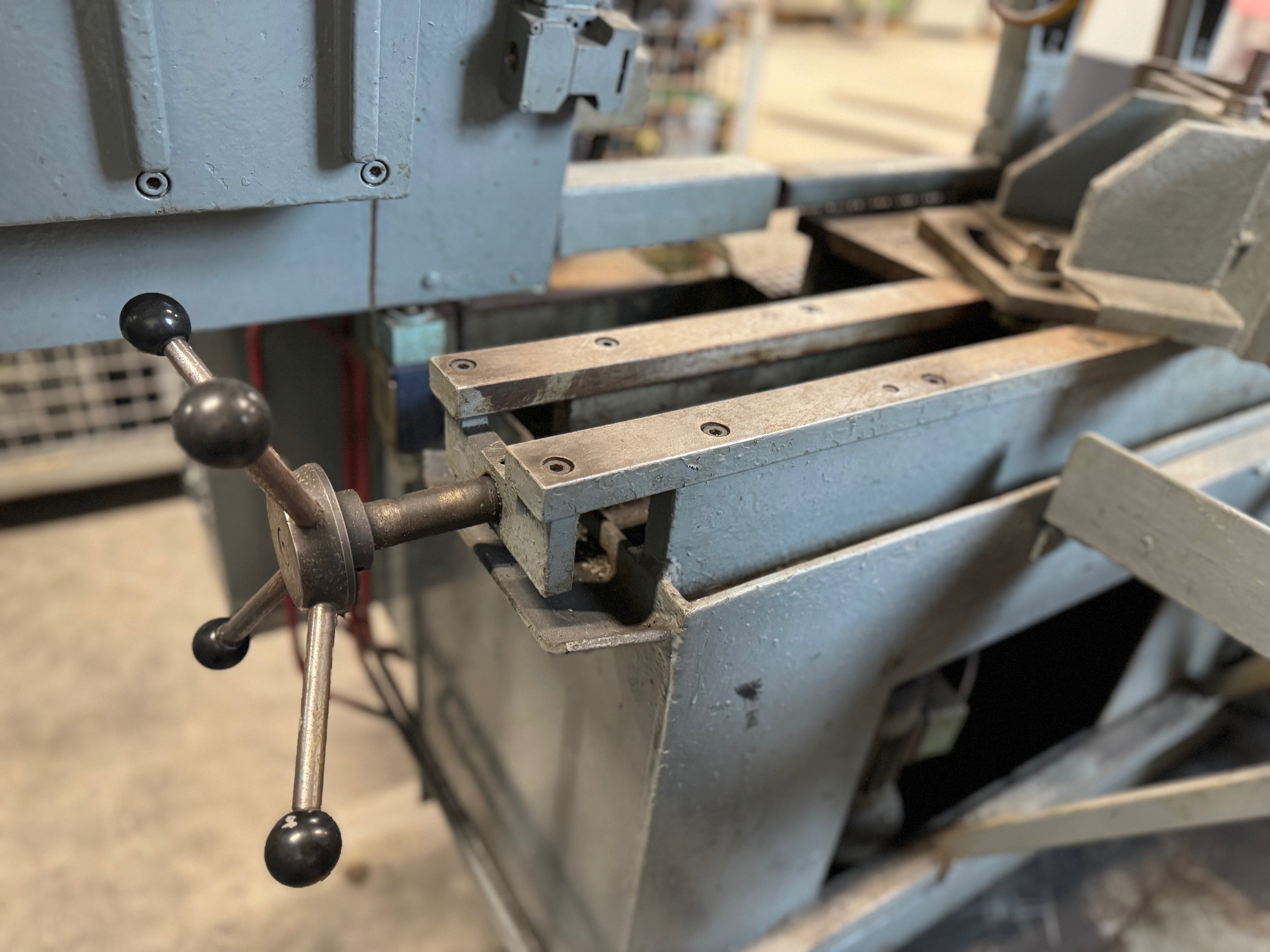 Bandsäge Halbautomatisch Kasto SBA 260/400U