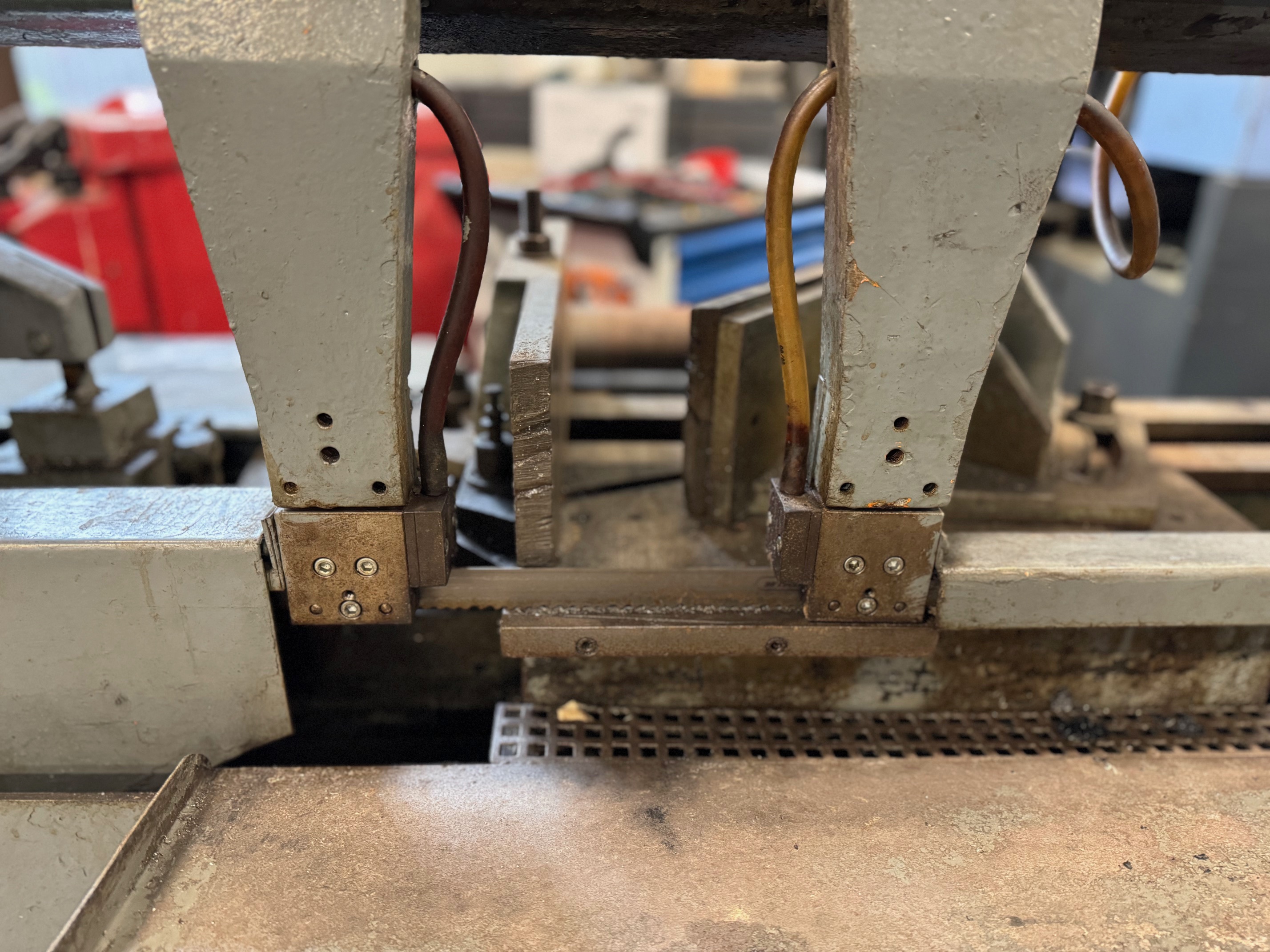 Bandsäge Halbautomatisch Kasto SBA 260/400U