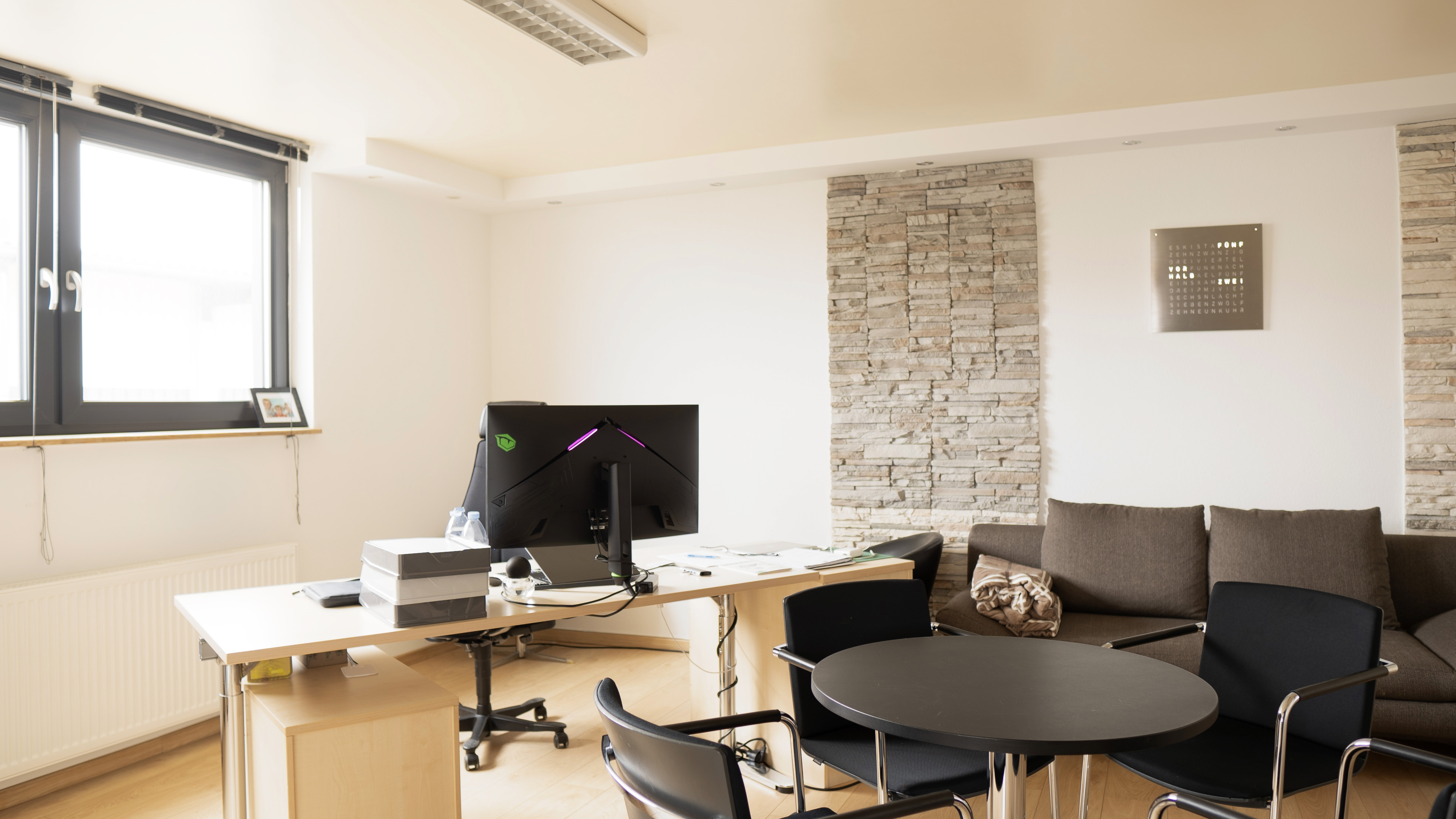 Hallenflächen, Lagerflächen, Produktionsflächen mit Büros in Schwäbisch Gmünd zu vermieten