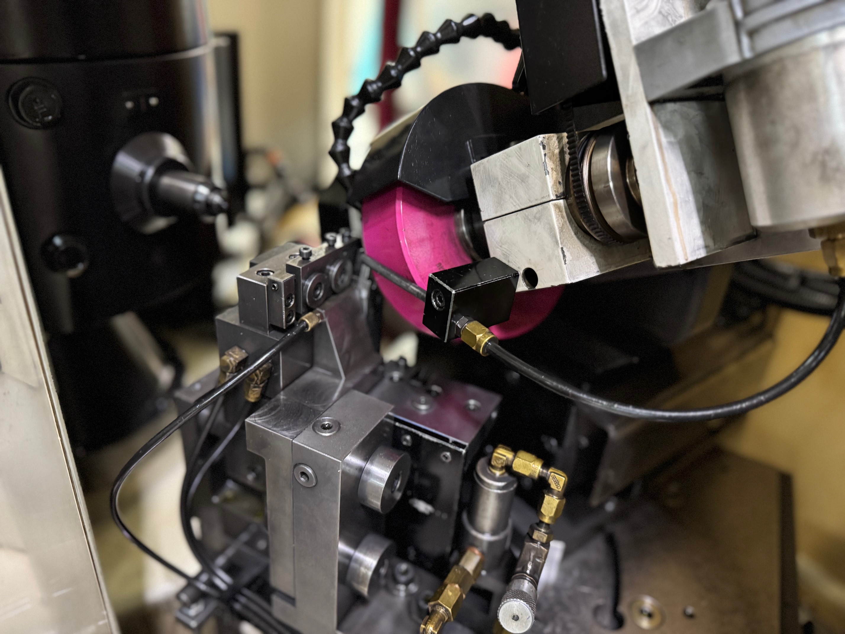 Werkzeugschleifmaschine  ROLLOMATIC CNC 2000 XD