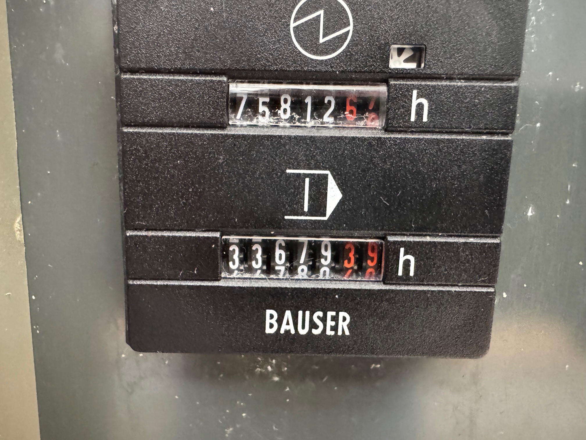 CNC Bearbeitungszentrum DECKEL MAHO DMU 60T RS3